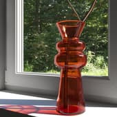 the glass is red