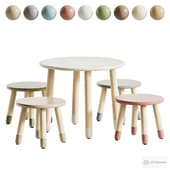 table and chair for a child 02