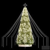 outdoor christmas tree 2